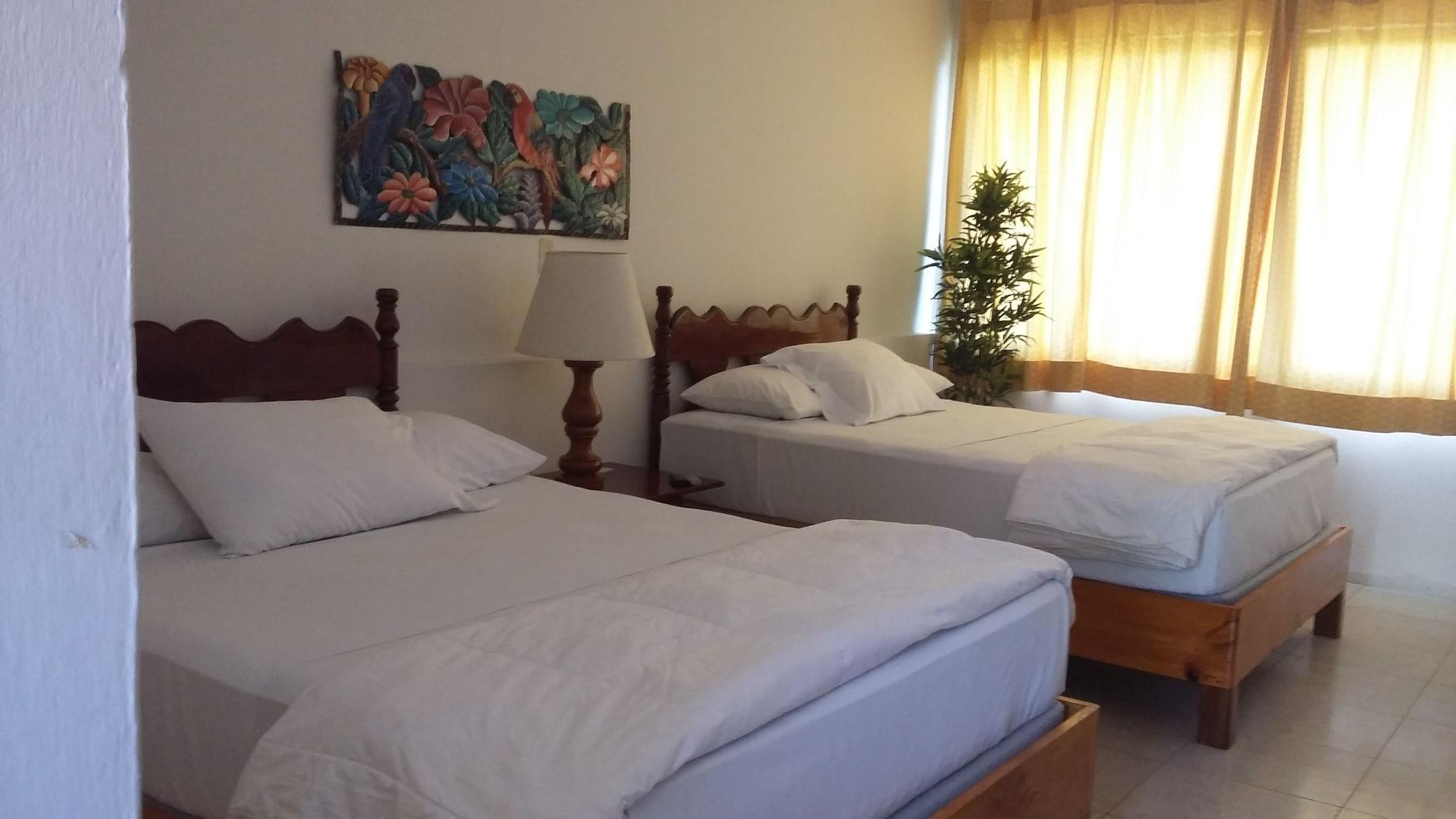 Hotel Mont Joli Cap-Haïtien エクステリア 写真