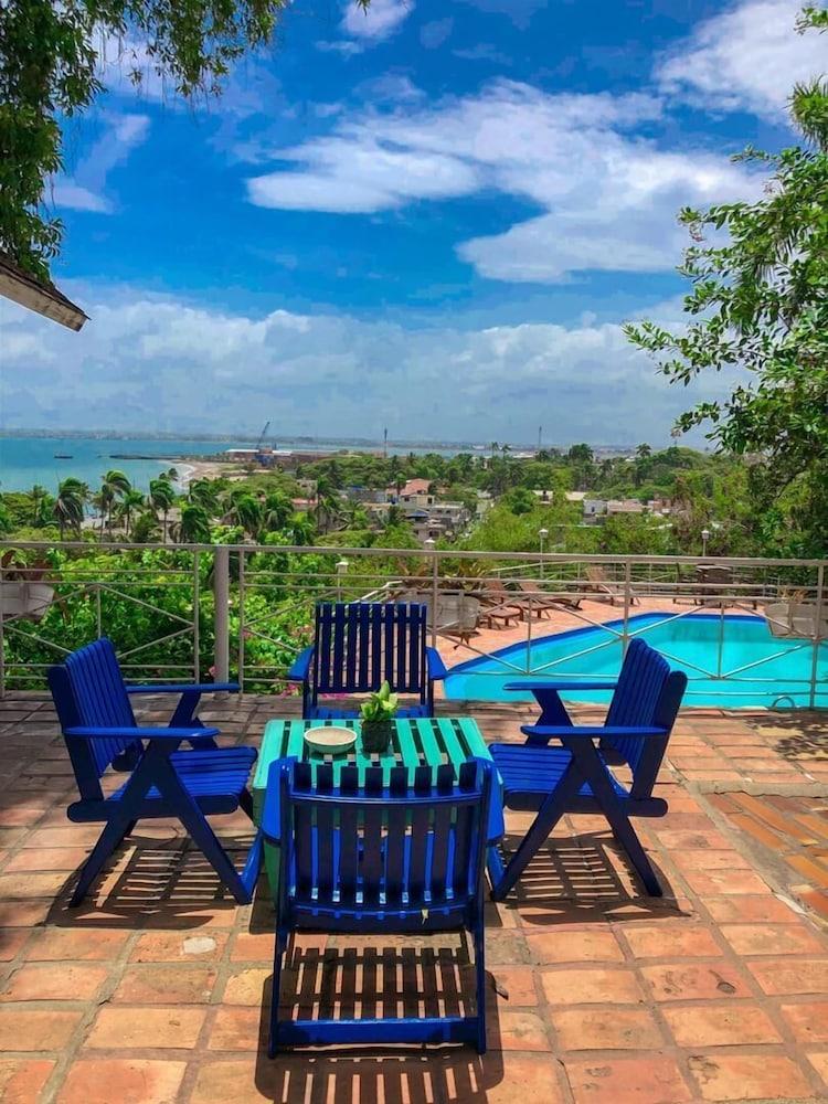 Hotel Mont Joli Cap-Haïtien エクステリア 写真