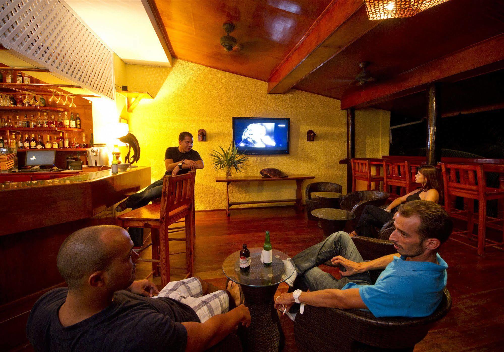 Hotel Mont Joli Cap-Haïtien エクステリア 写真