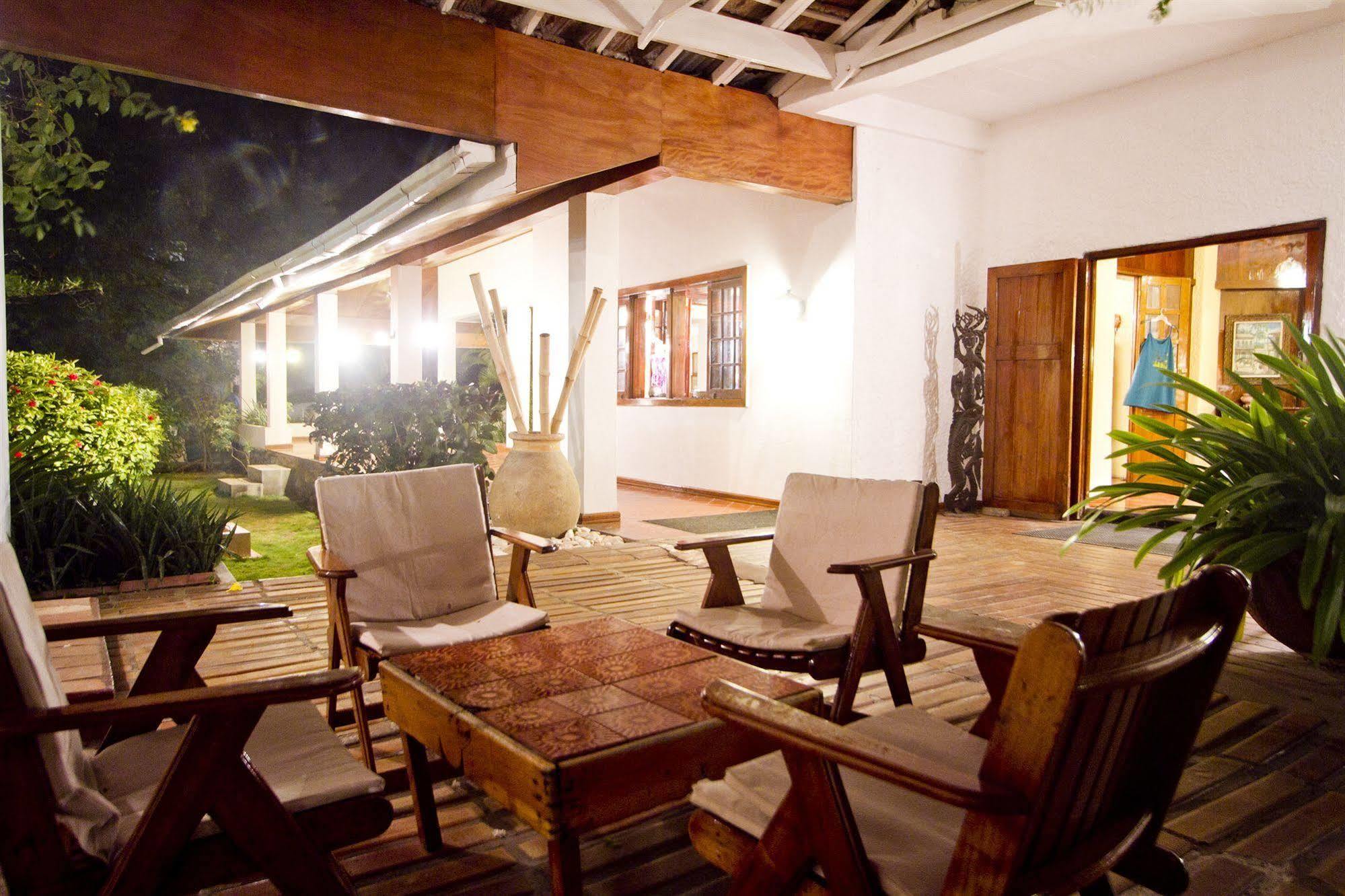Hotel Mont Joli Cap-Haïtien エクステリア 写真