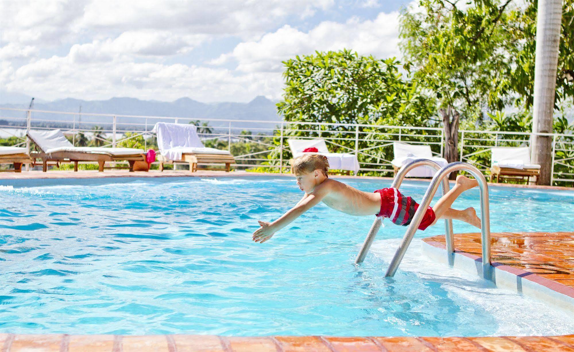 Hotel Mont Joli Cap-Haïtien エクステリア 写真